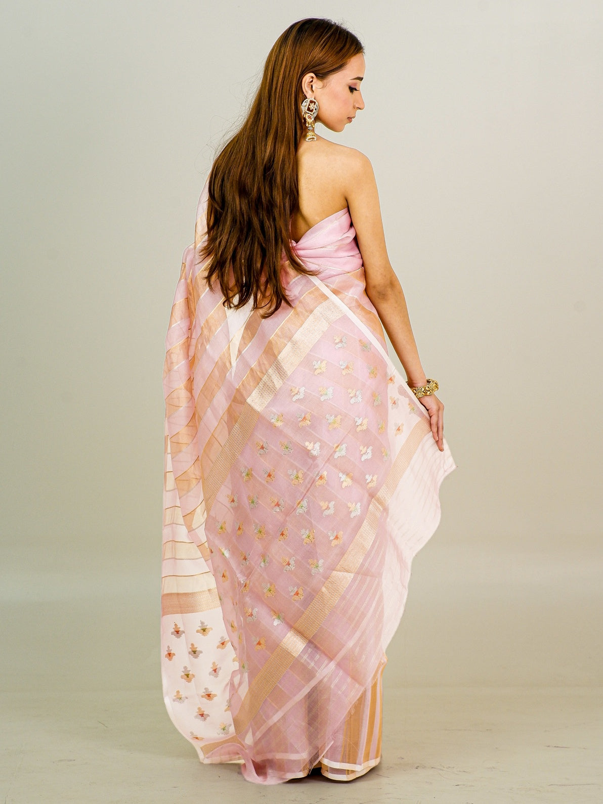 Gulabi Noor
